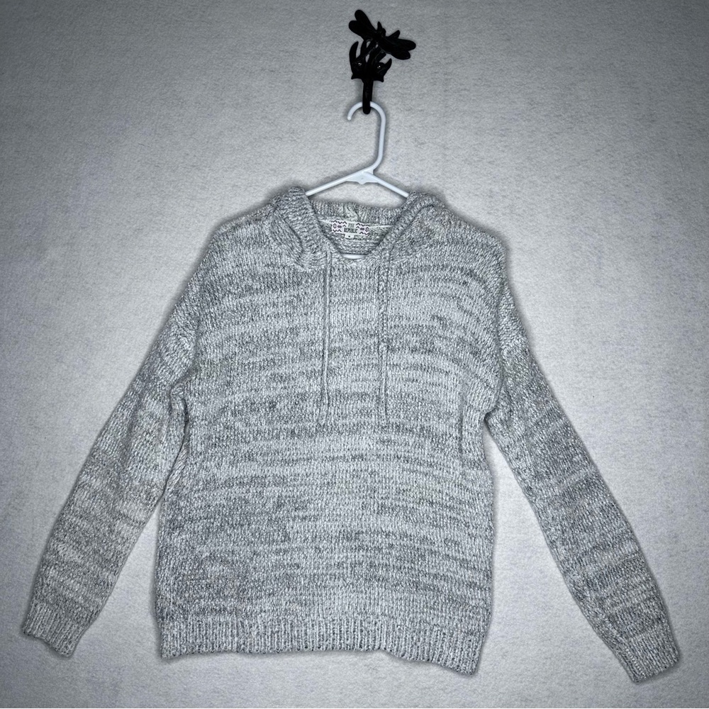 Pink Republic Super Soft Knit Hoodie Sweater – Size Medium